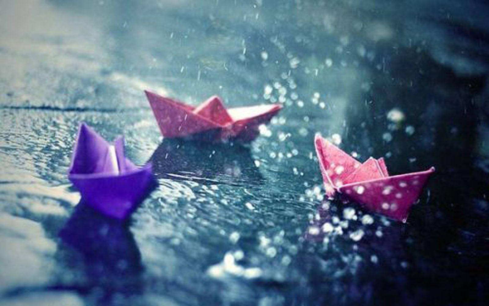 Paper Boats Most Beautiful Rain Background