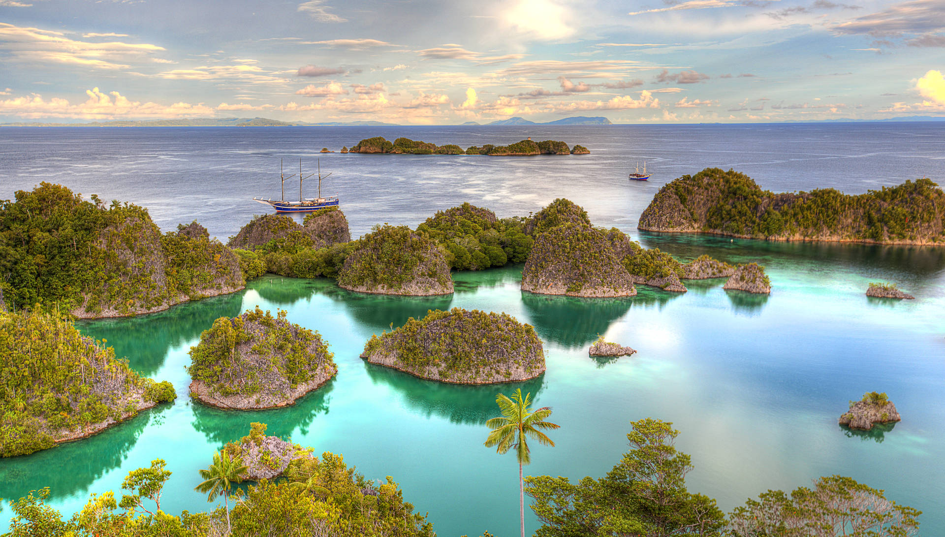 Papua New Guinea Islets Background