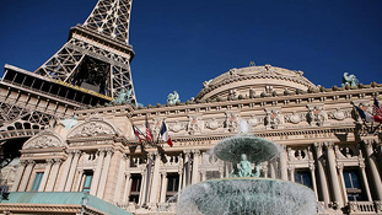 Paris Las Vegas Hotel And Casino Fountain