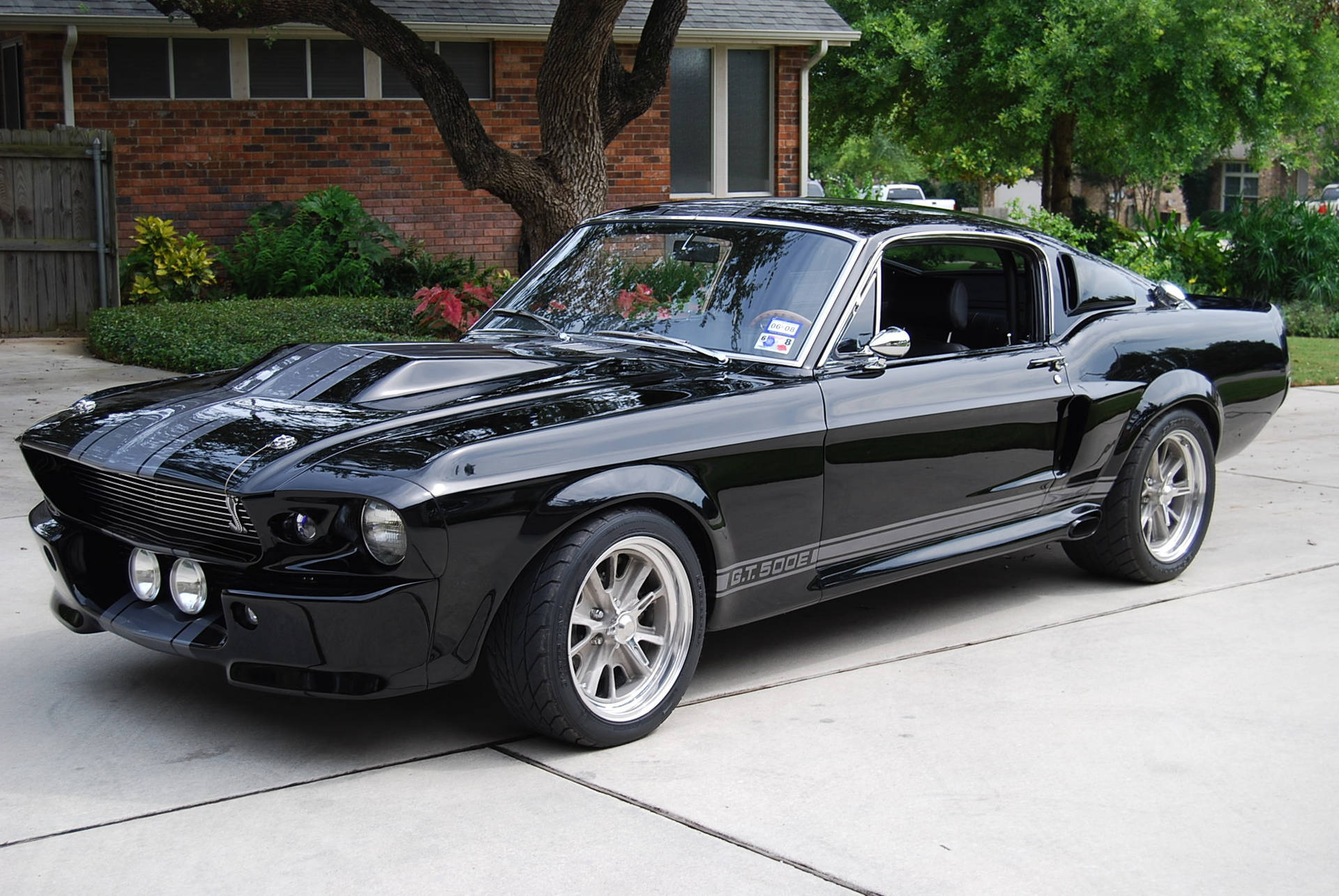 Parked Black Gt500e Mustang Hd Background
