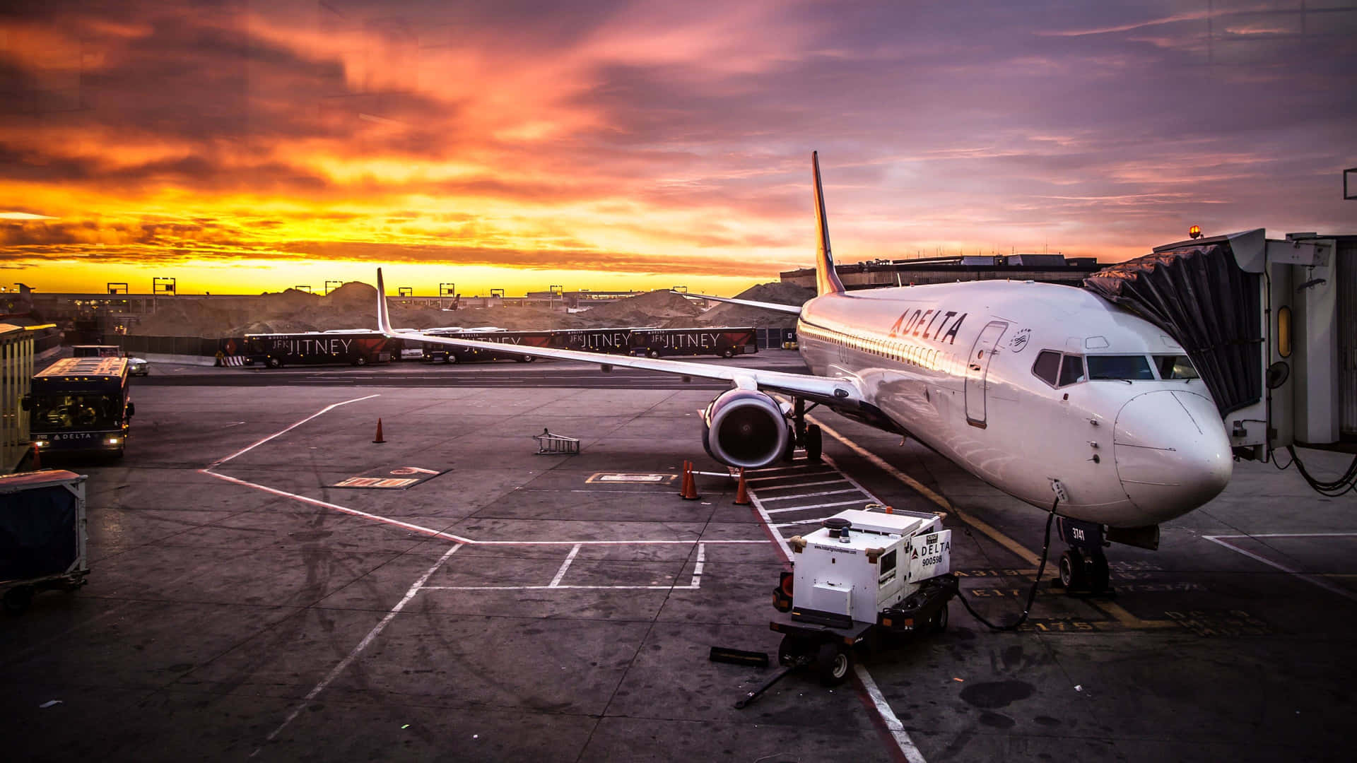 Parked Delta Airlines Plane 4k Ultra Hd Background