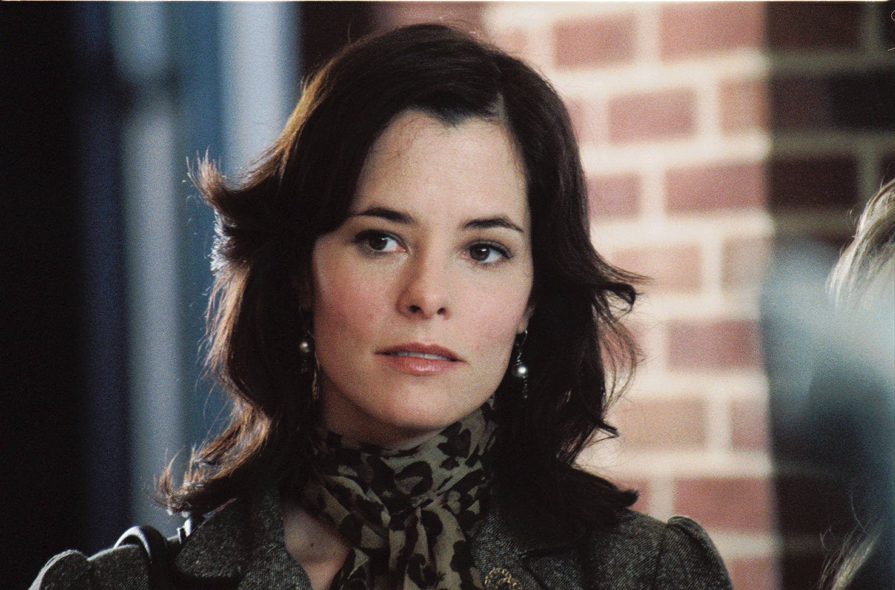 Parker Posey Lost In Space