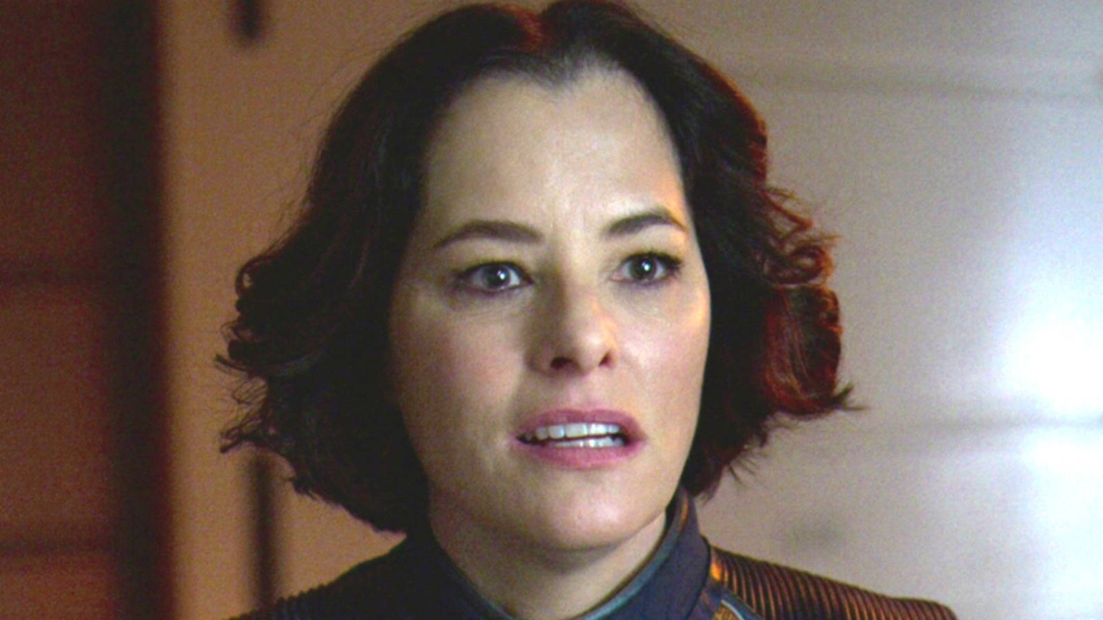 Parker Posey Lost In Space Background