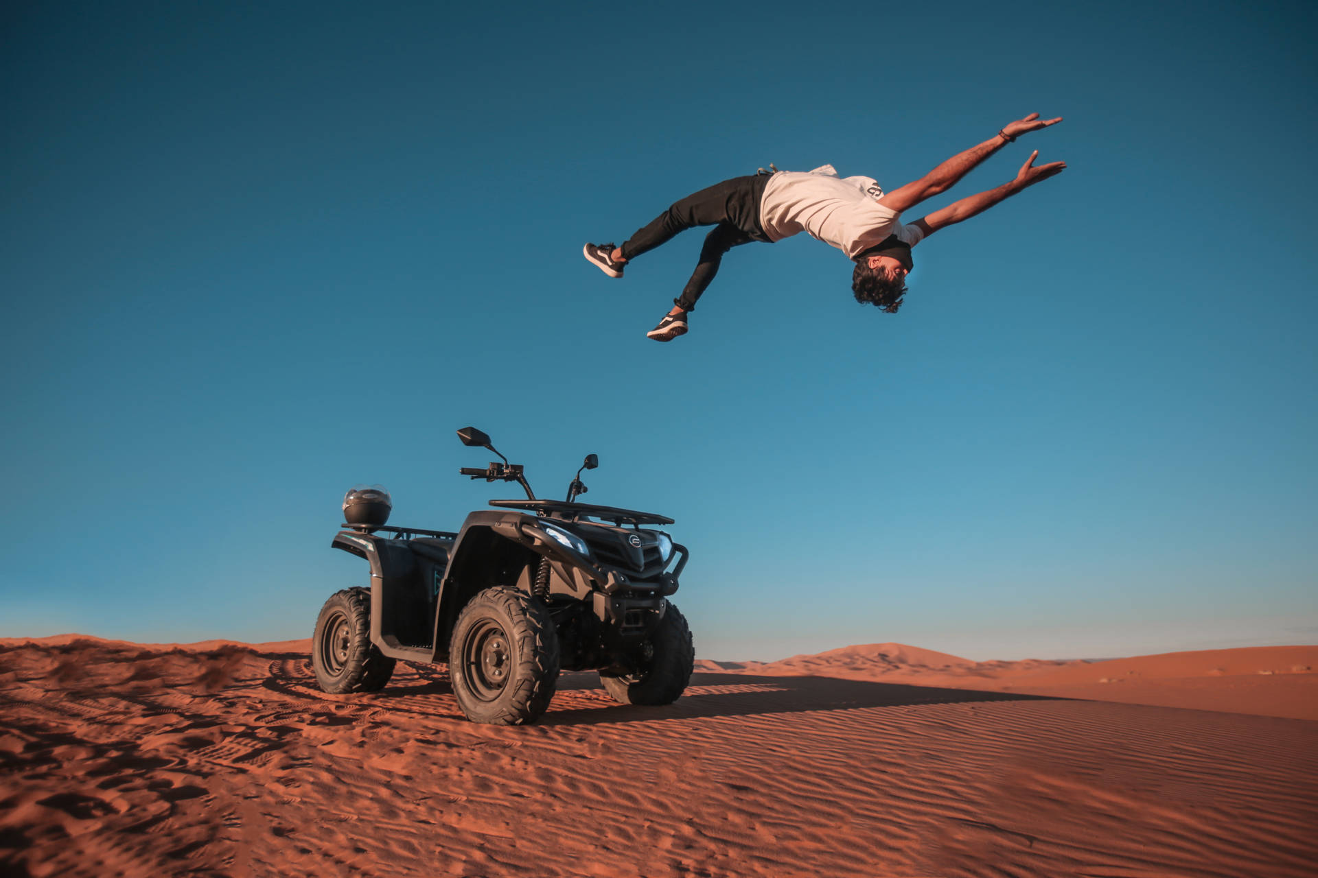 Parkour In The Desert