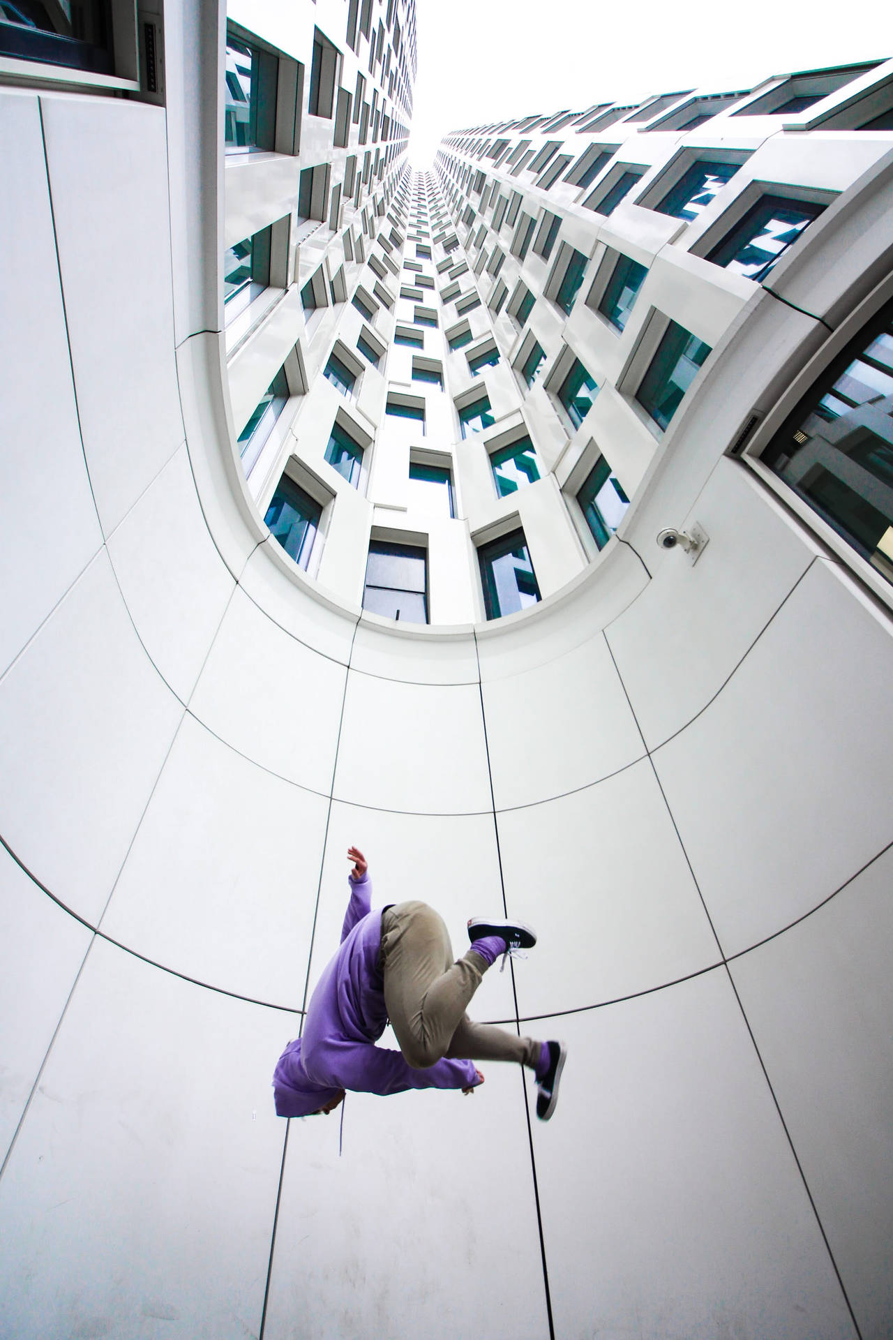 Parkour Under Tall Building