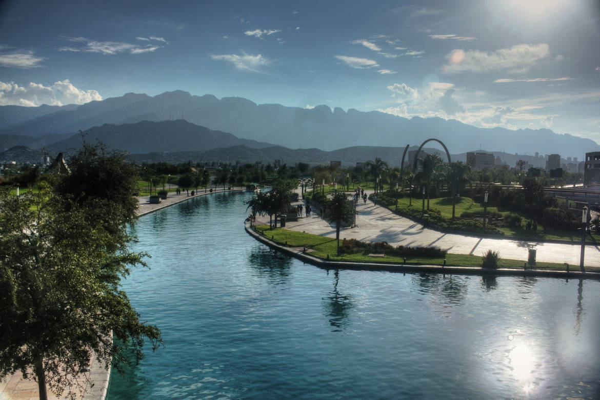 Paseo De St Lucia Monterrey Background