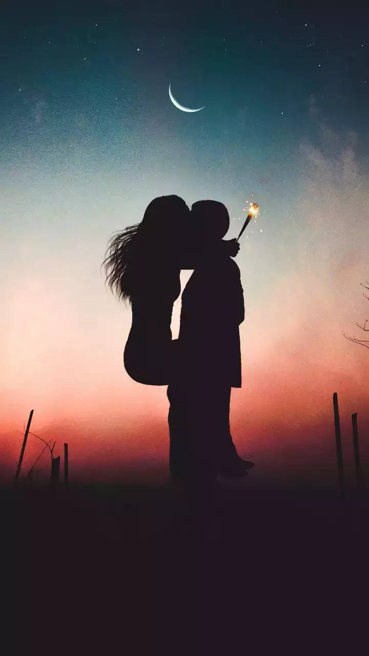 Passionate Kissing Hd Background