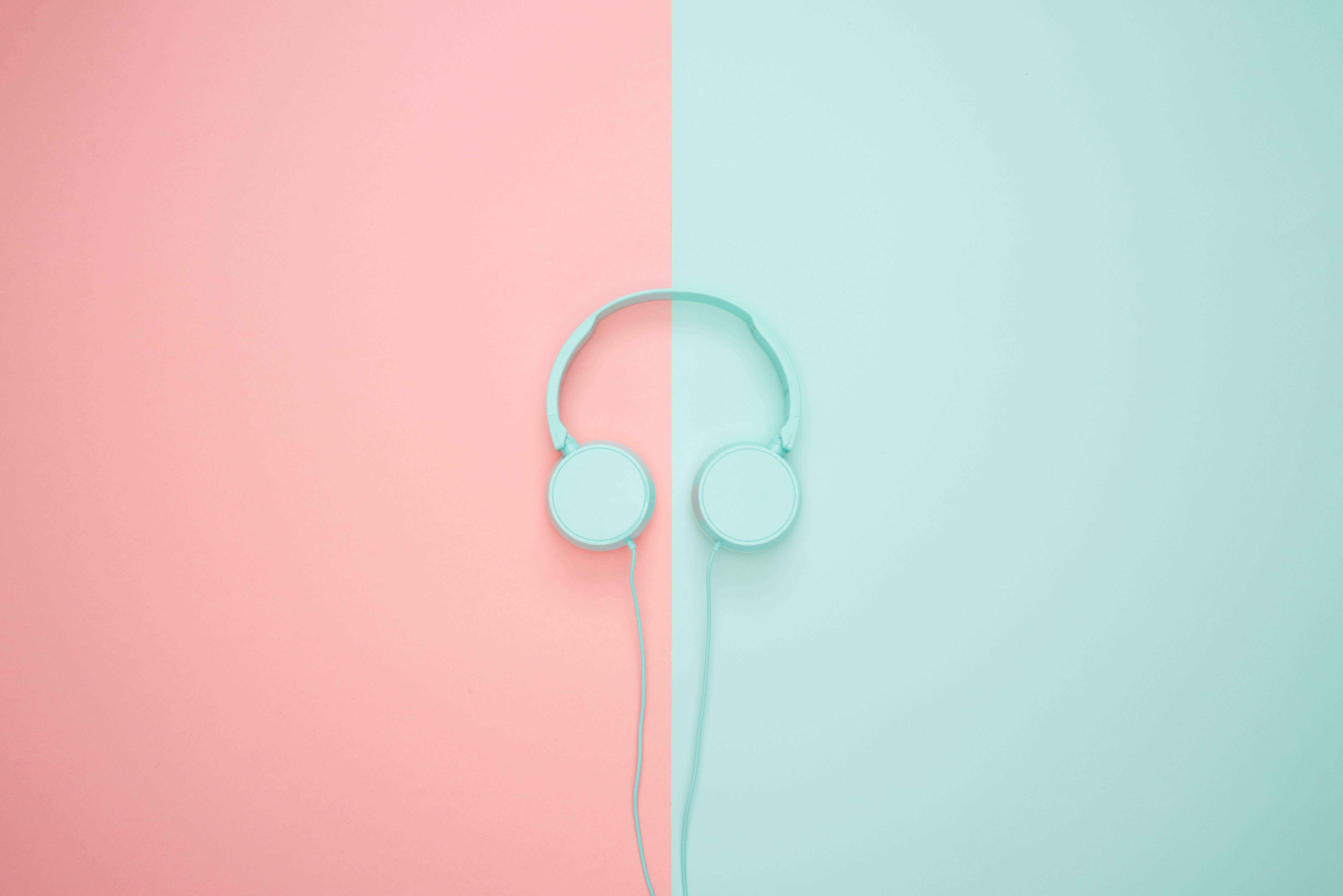 Pastel 4k Headphones Background