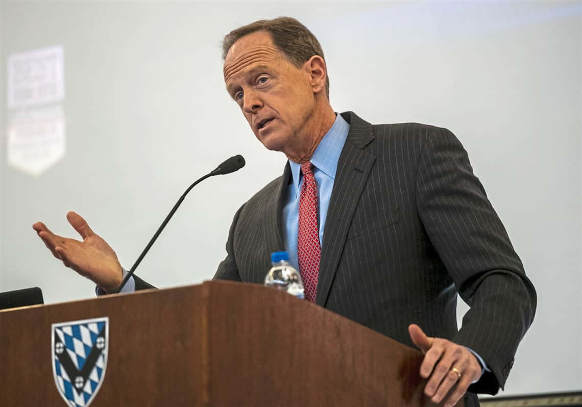 Pat Toomey Delivering Lecture At University Background