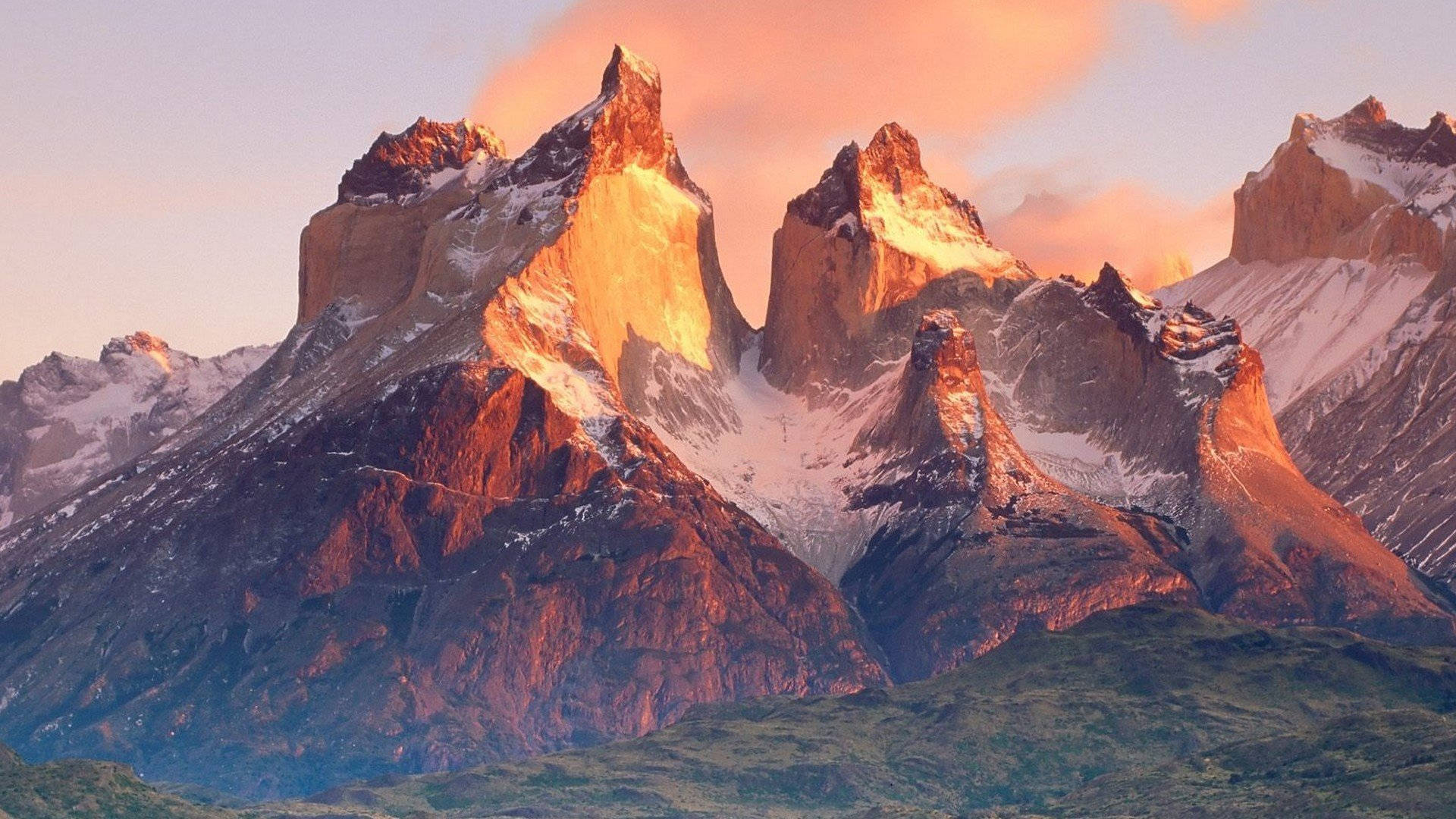 Patagonia Sharp And Jagged Peak Background