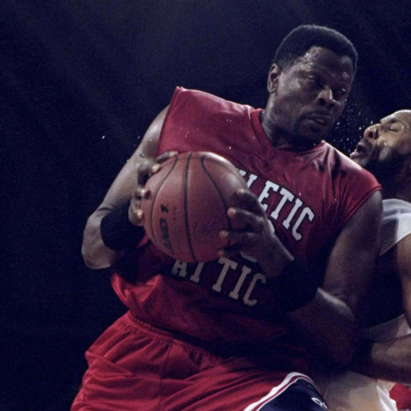 Patrick Ewing Against Alonzo Mourning