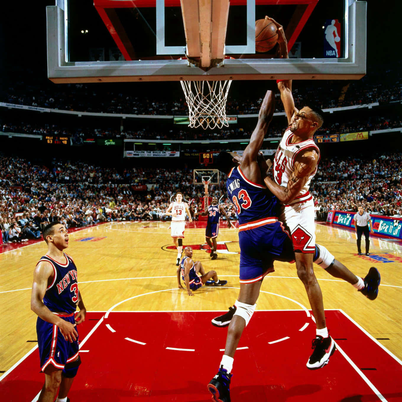 Patrick Ewing Against Scottie Pippen Background