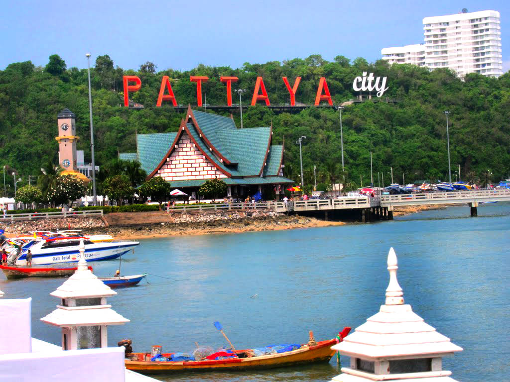 Pattaya City Shore Background