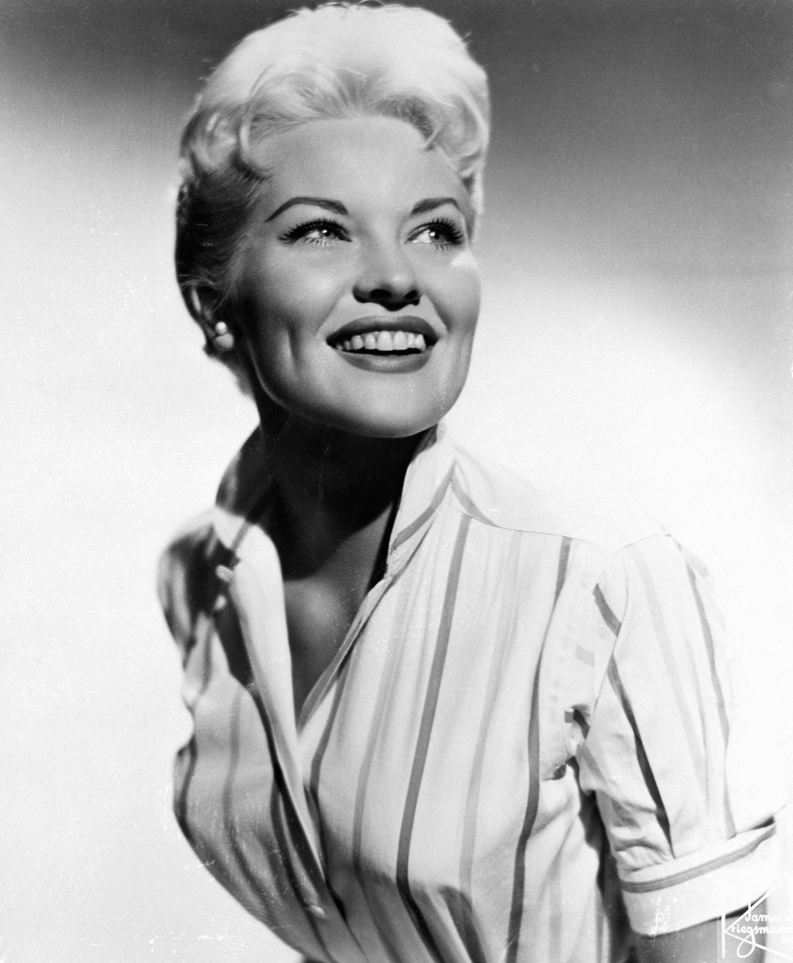 Patti Page Fashion Icon Background