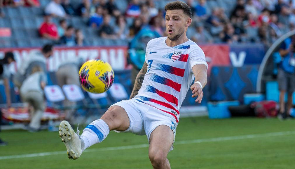 Paul Arriola Usa Versus El Salvador Soccer Match Background