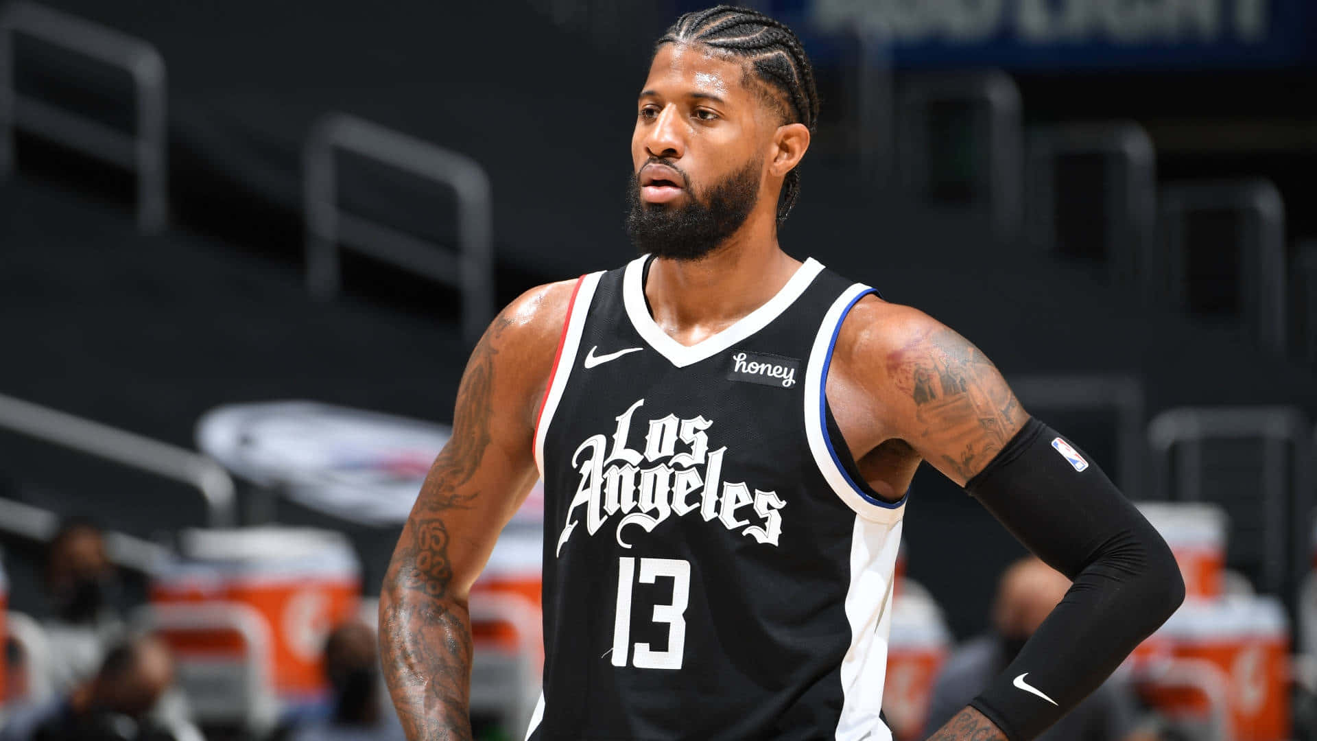 Paul George Brings The Heat With The La Clippers Background