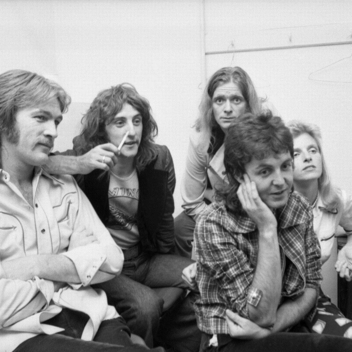 Paul Mccartney And Wings Chilling Backstage