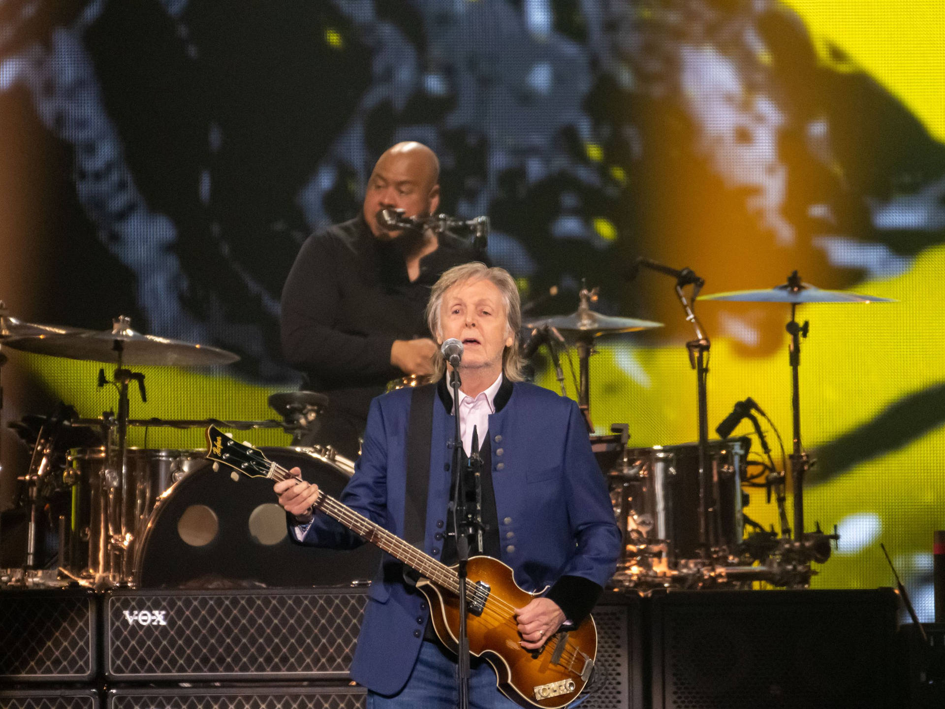 Paul Mccartney Concert With Drummer Background