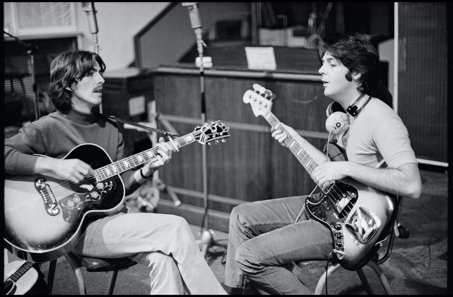 Paul Mccartney George Harrison Guitars