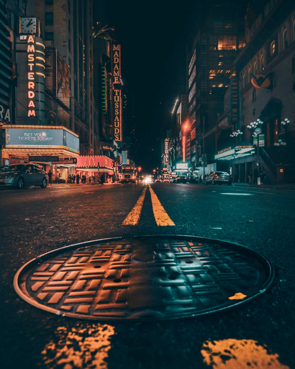 Pavement Road City At Night Background