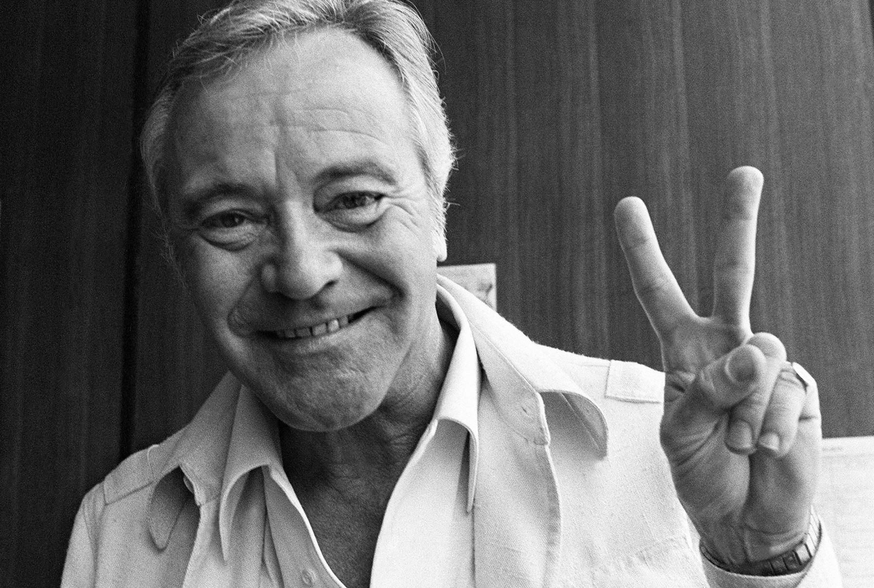 Peace Sign Jack Lemmon Background