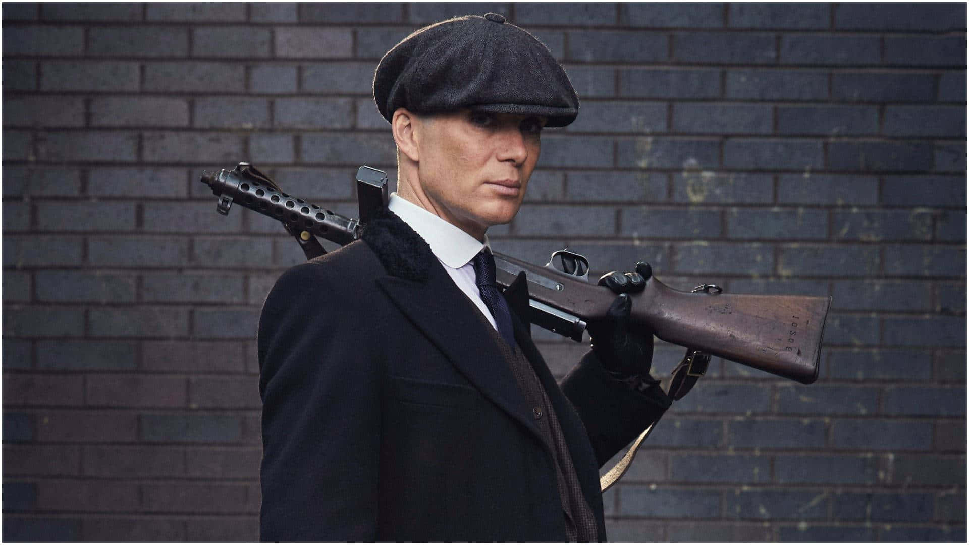 Peaky Blinders Gangsters With Guns Background