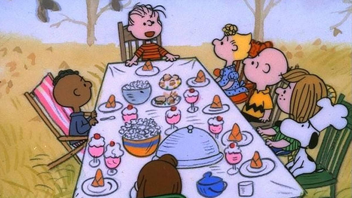 Peanuts Thanksgiving Table Background