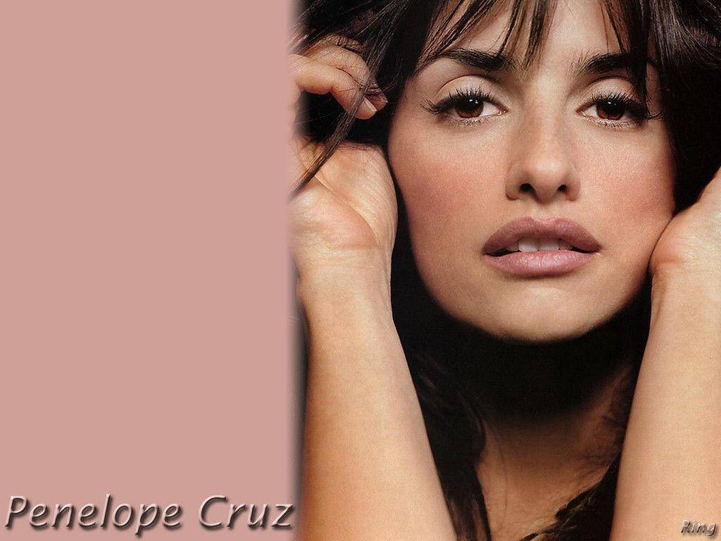 Penelope Cruz Face Background