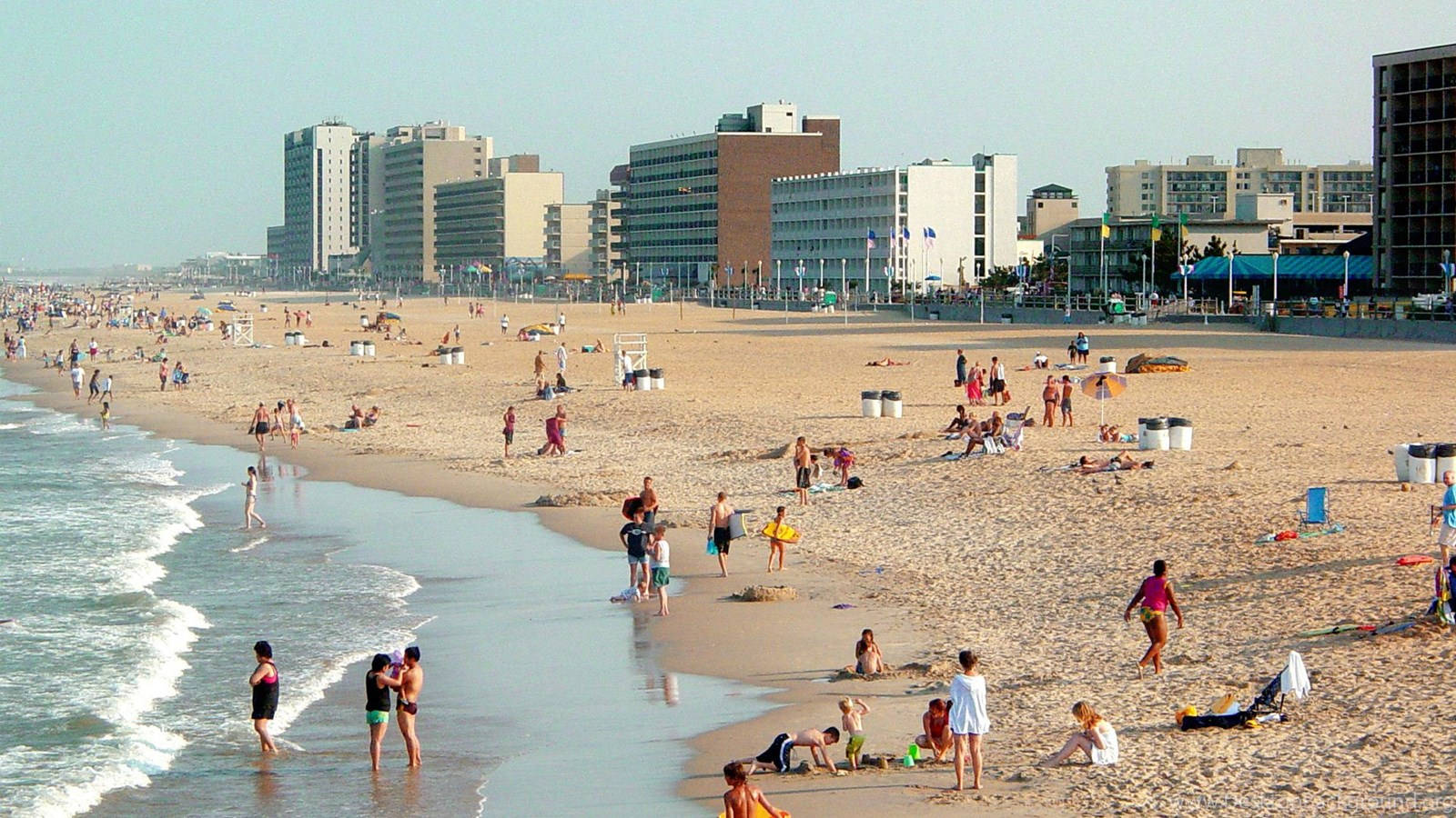 People Enjoying Virginia Beach Background