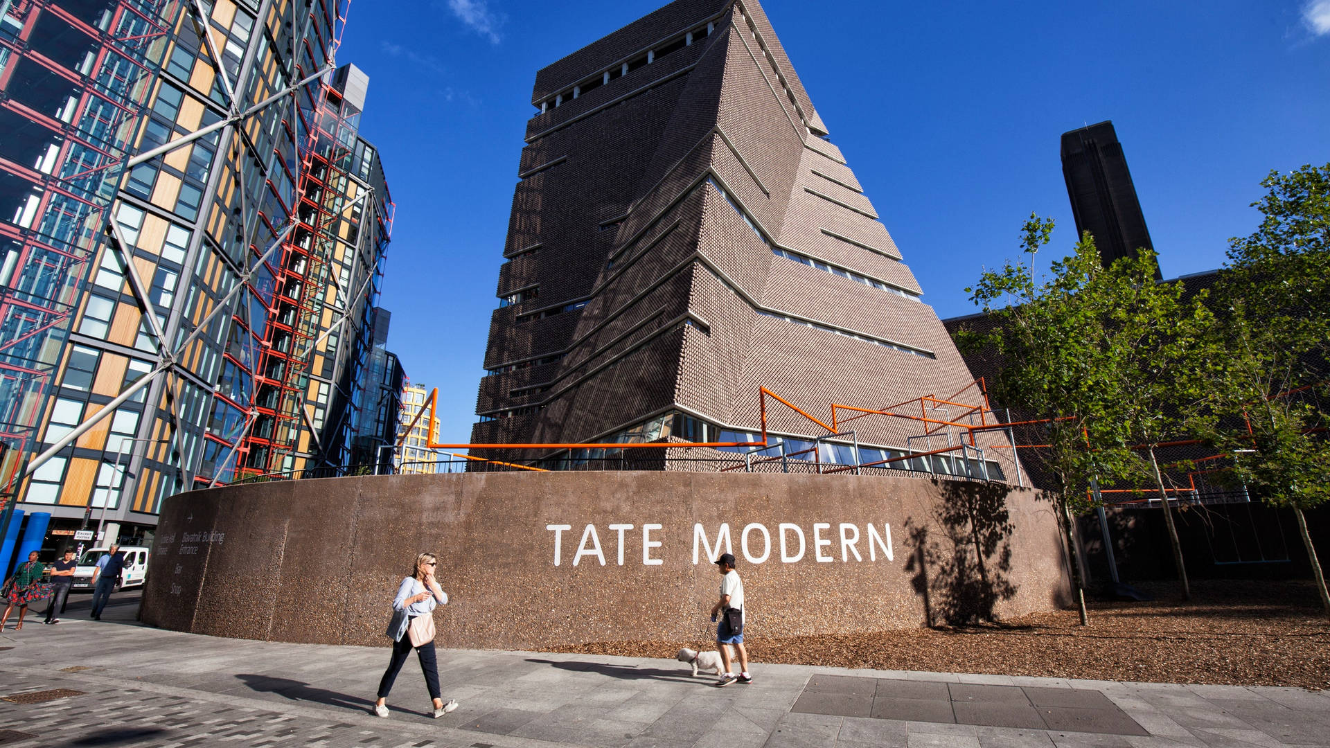 People Passing In Front Tate Modern Background