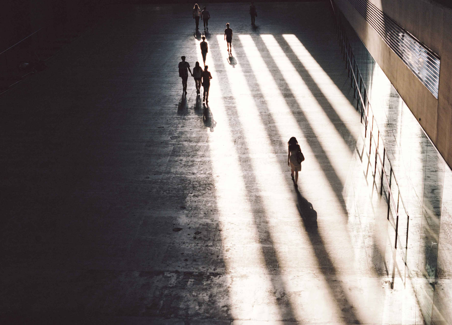 People Walking Tate Modern Background