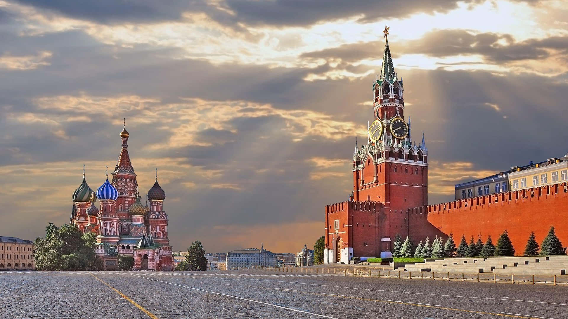 Perfect Sky In Kremlin Background