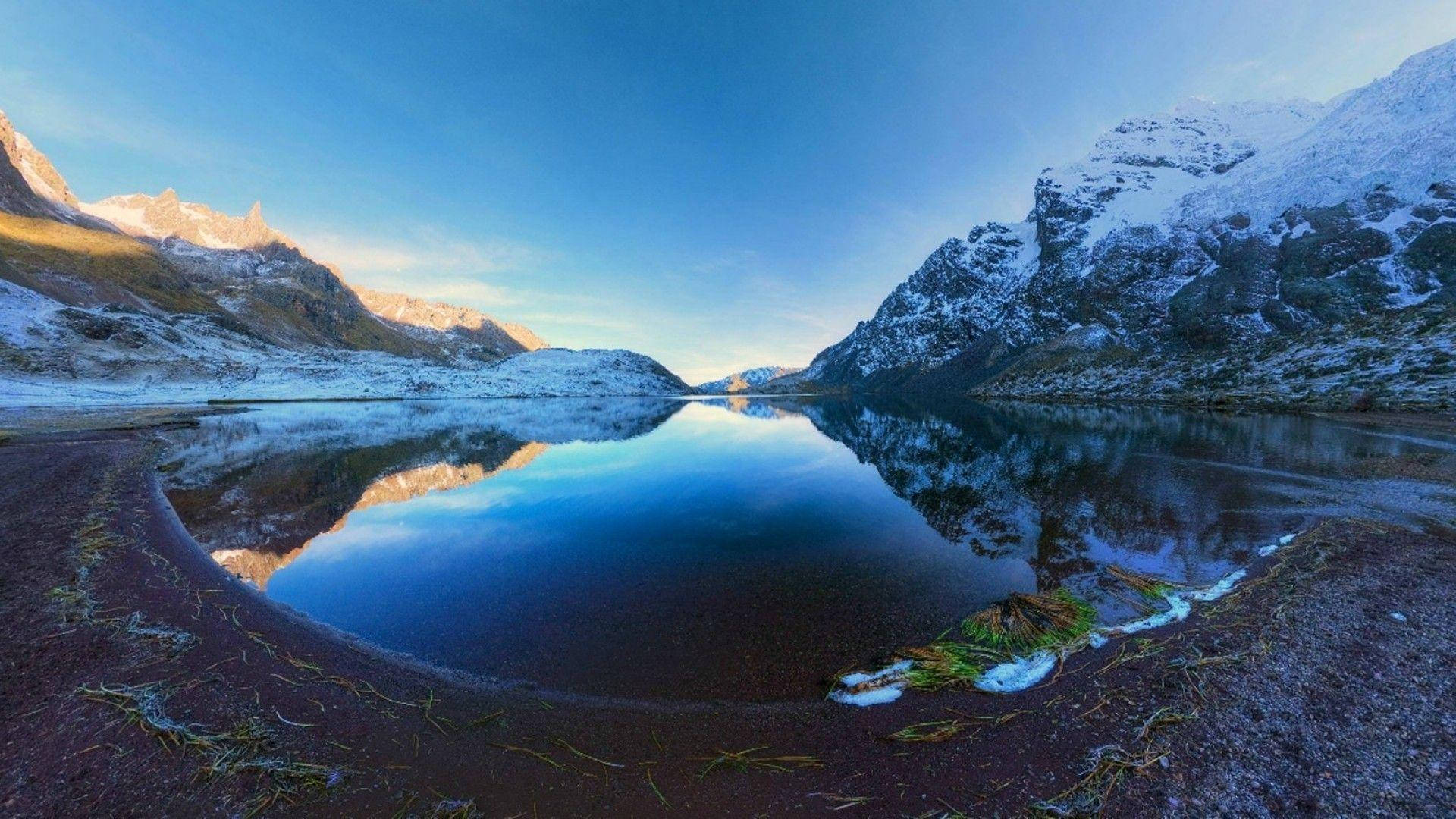 Peru Paron Icy Lake Background