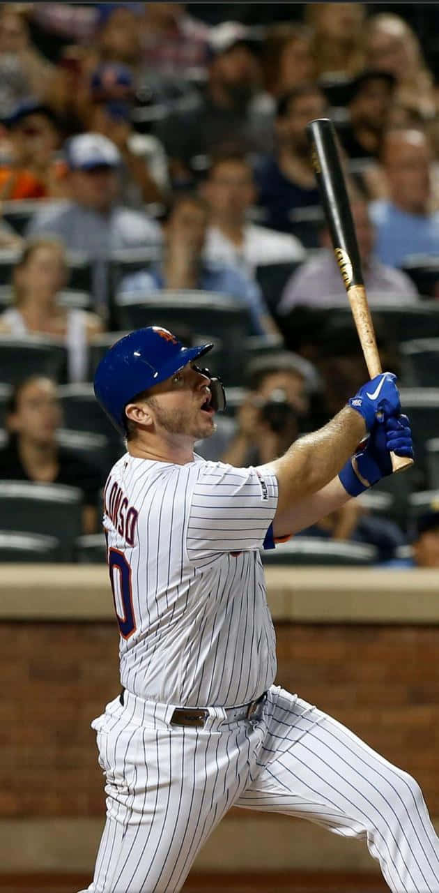 Pete Alonso Celebrates After Winning The 2019 Home Run Derby Background