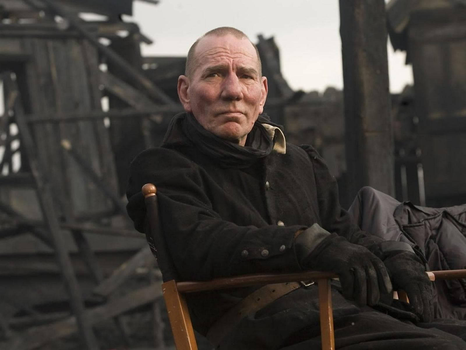 Pete Postlethwaite English Actor