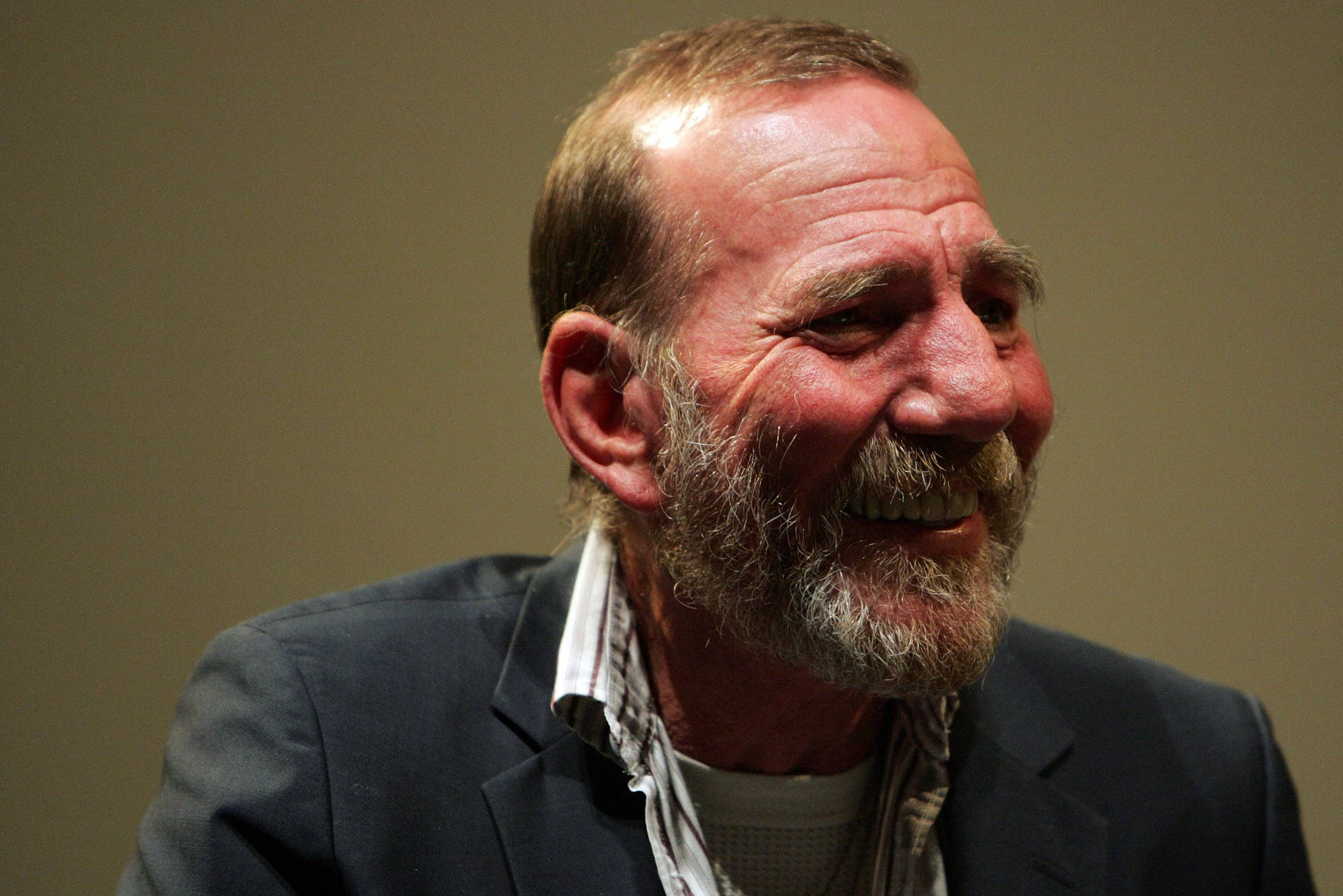 Pete Postlethwaite Old Man Laugh