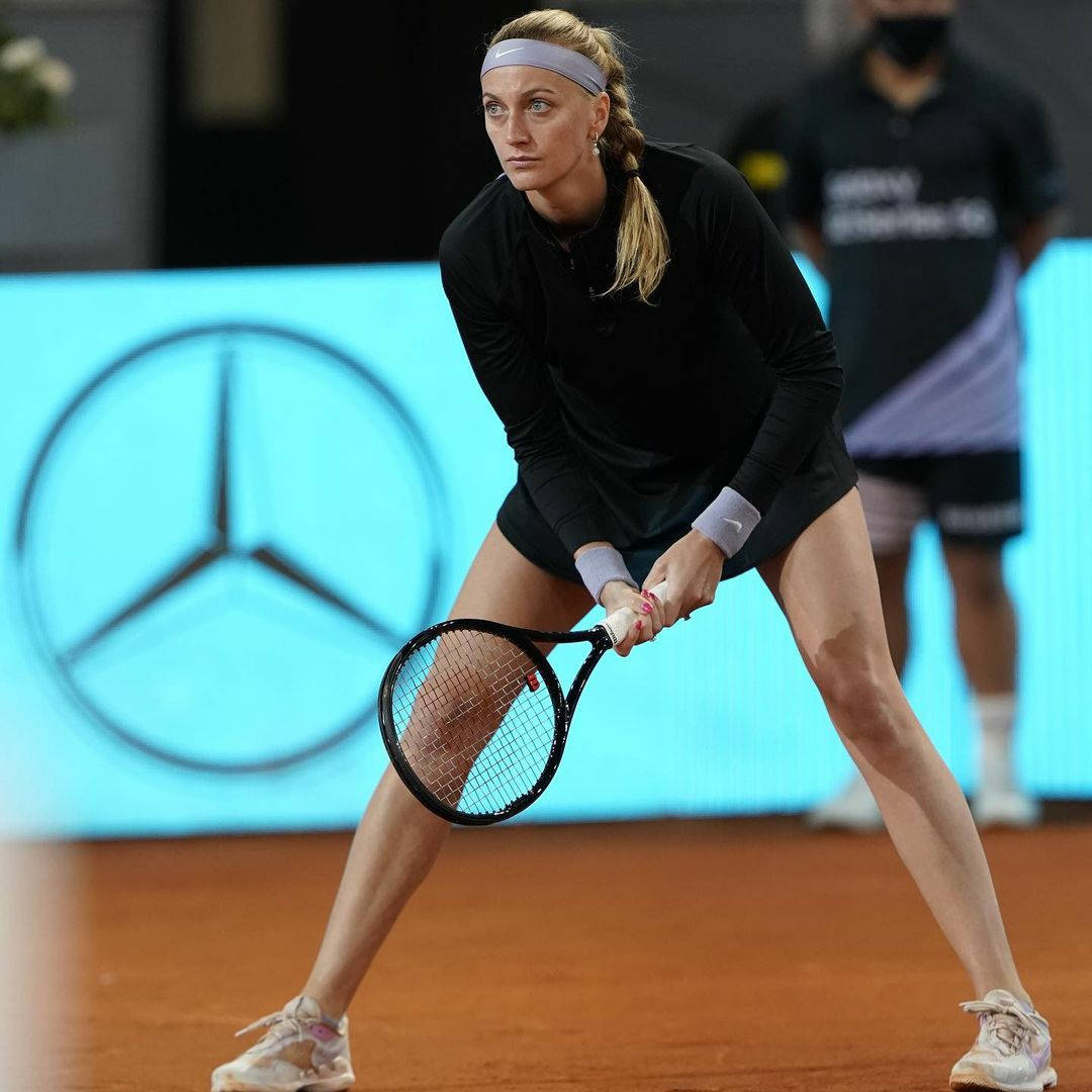 Petra Kvitova In Action Background