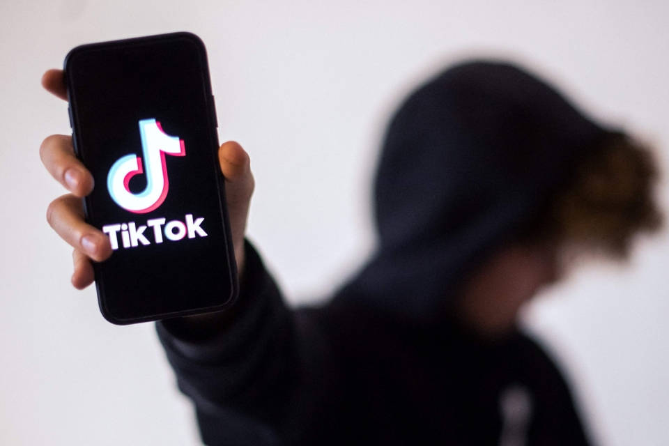 Pfp For Tiktok Screen Logo Background