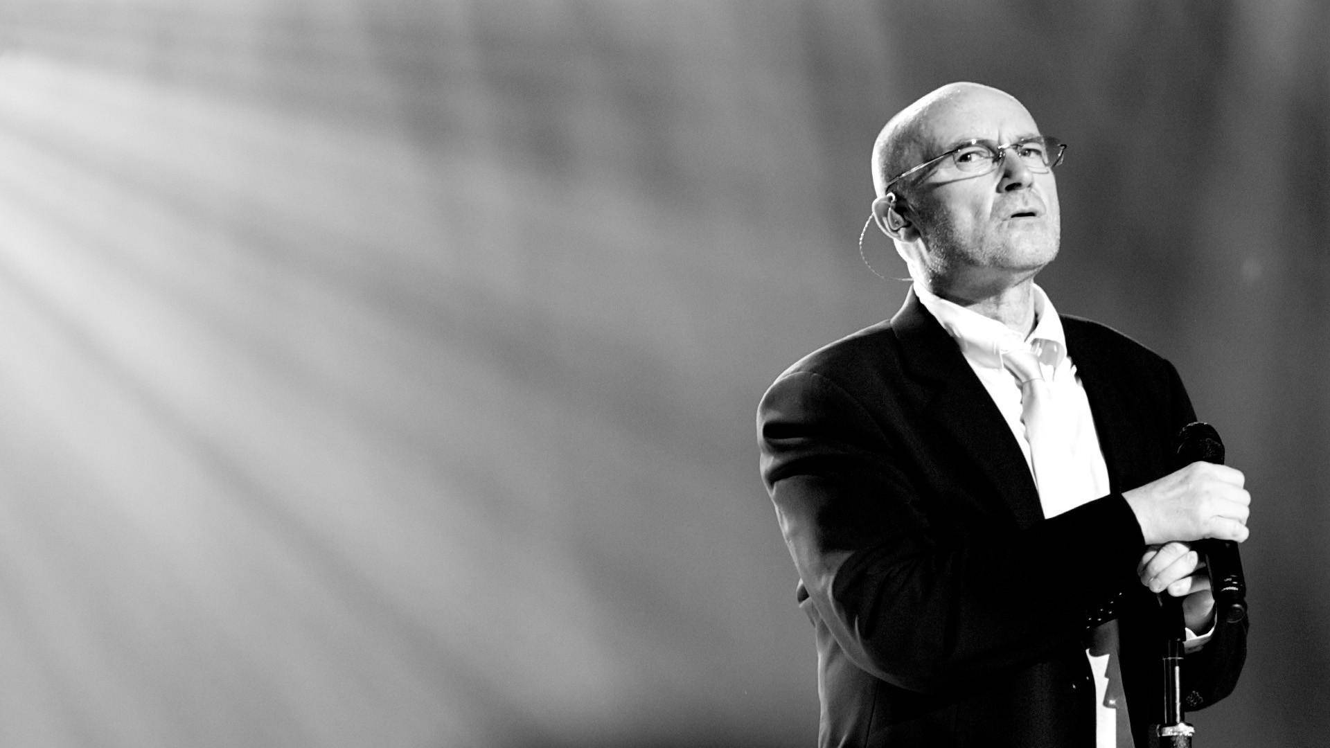 Phil Collins Monochromatic Onstage