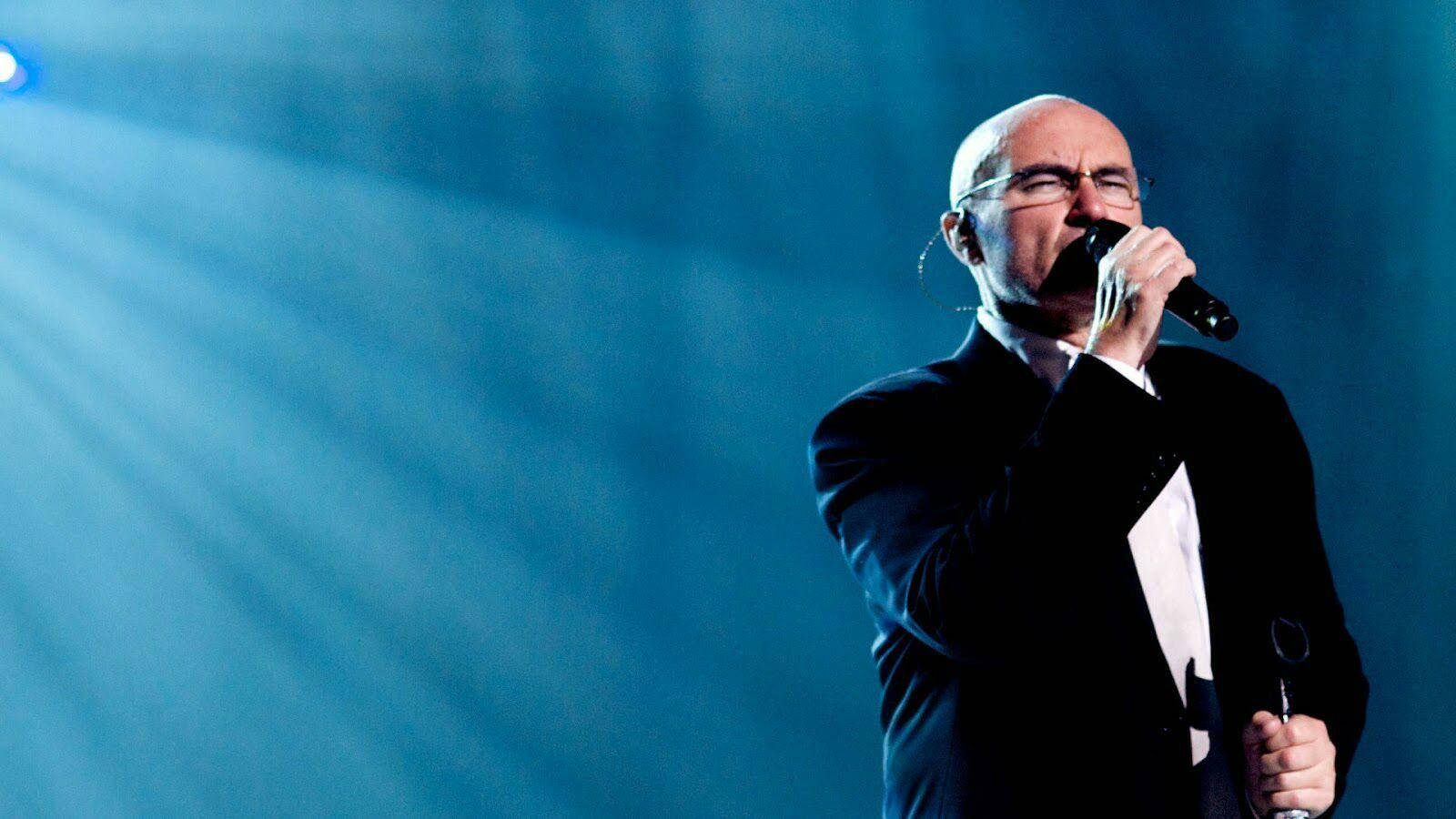 Phil Collins Performing Live Background