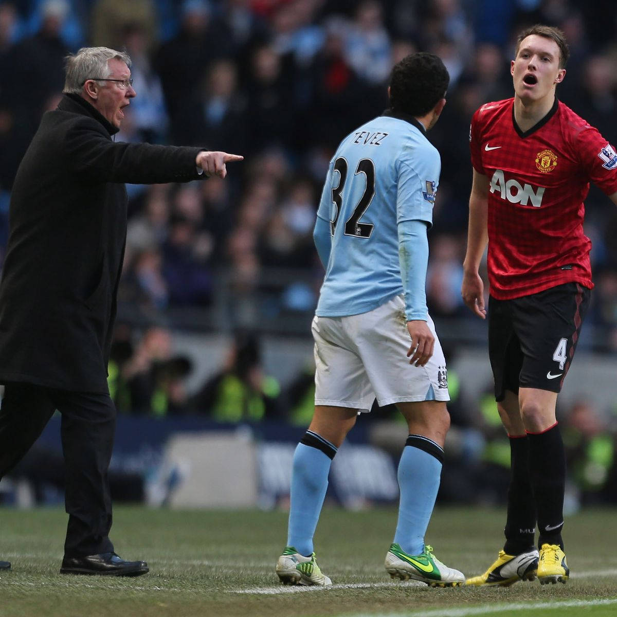 Phil Jones Open Mouth Aon