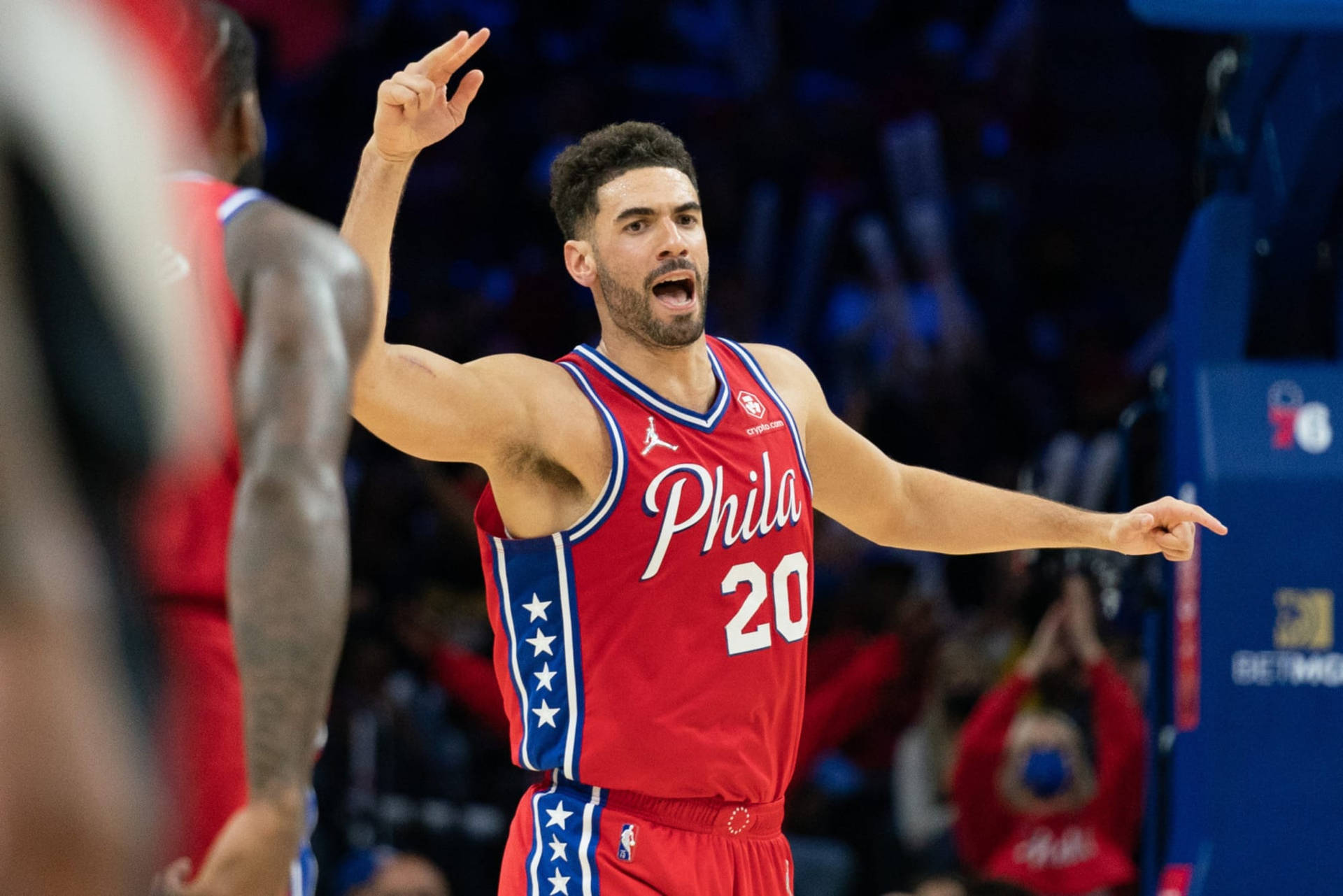 Philadelphia 76ers Georges Niang Background