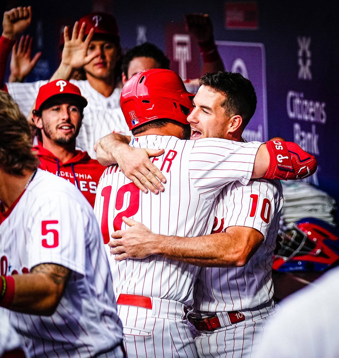 Philadelphia Phillies Players Victory Hug Background