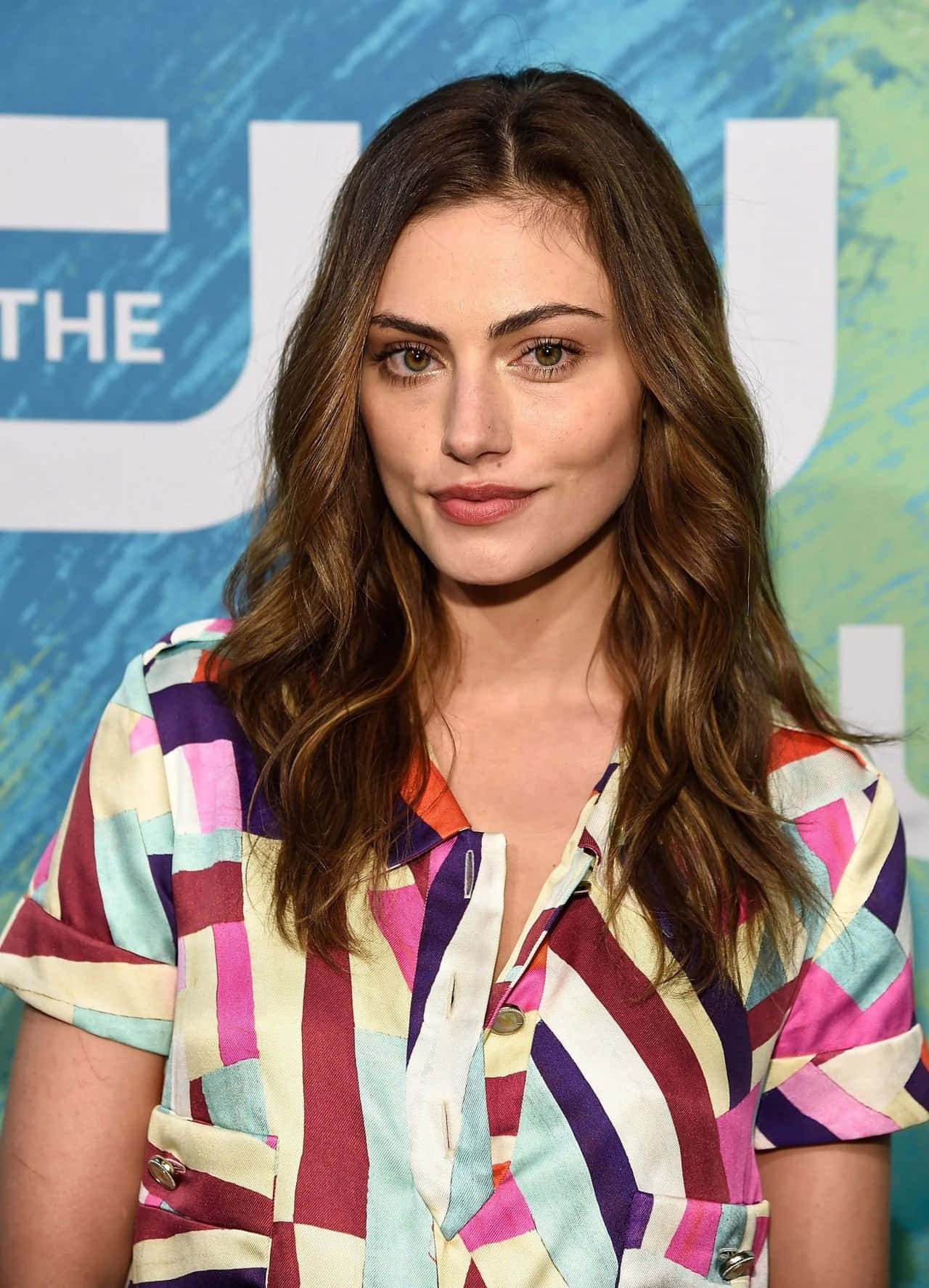 Phoebe_ Tonkin_ Striped_ Top_ Event Background