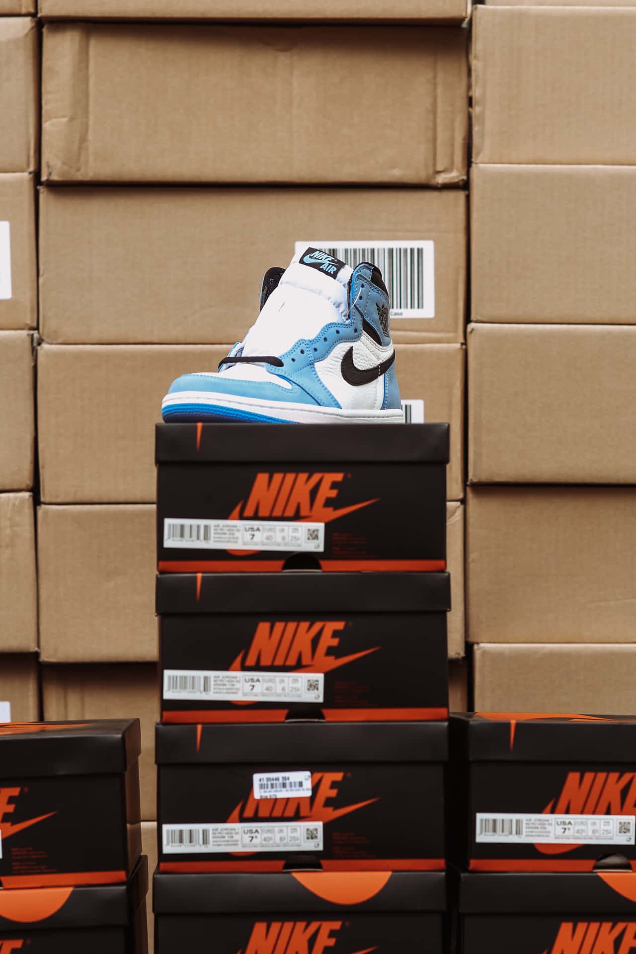_photo A White Shoe Box With The Company's Logo, Perfect For Keeping Your Shoes Organized!_ Background