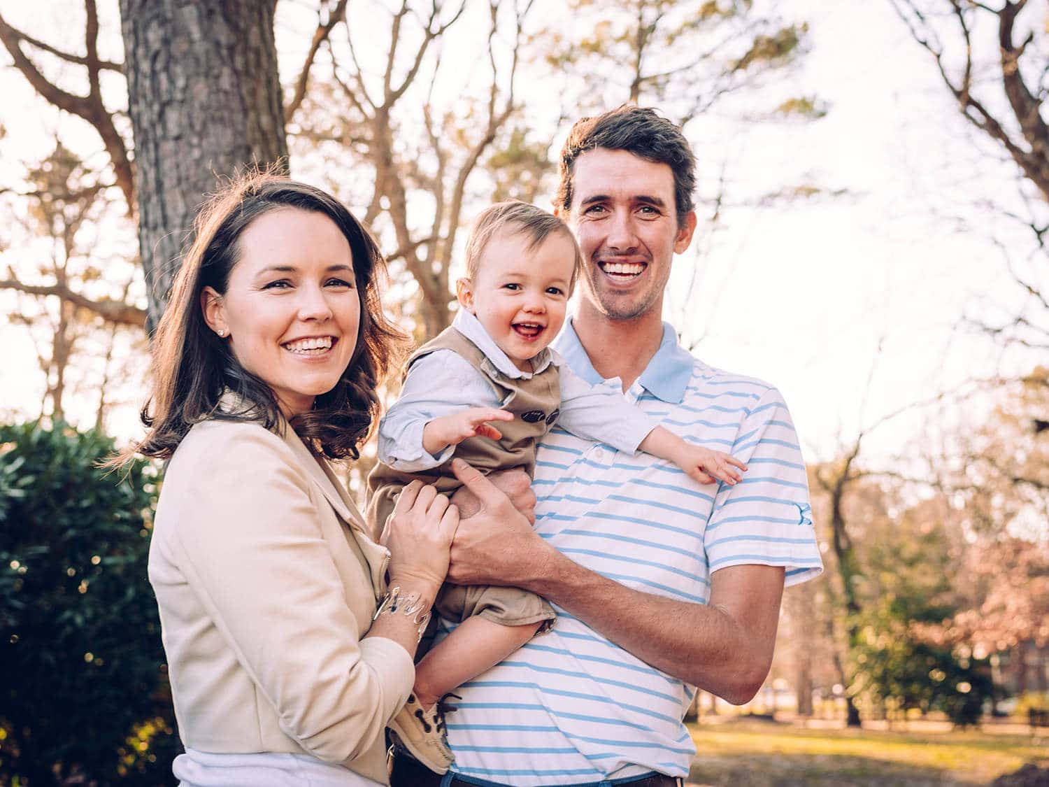 Photogenic Chesson Hadley Wife And Son Background