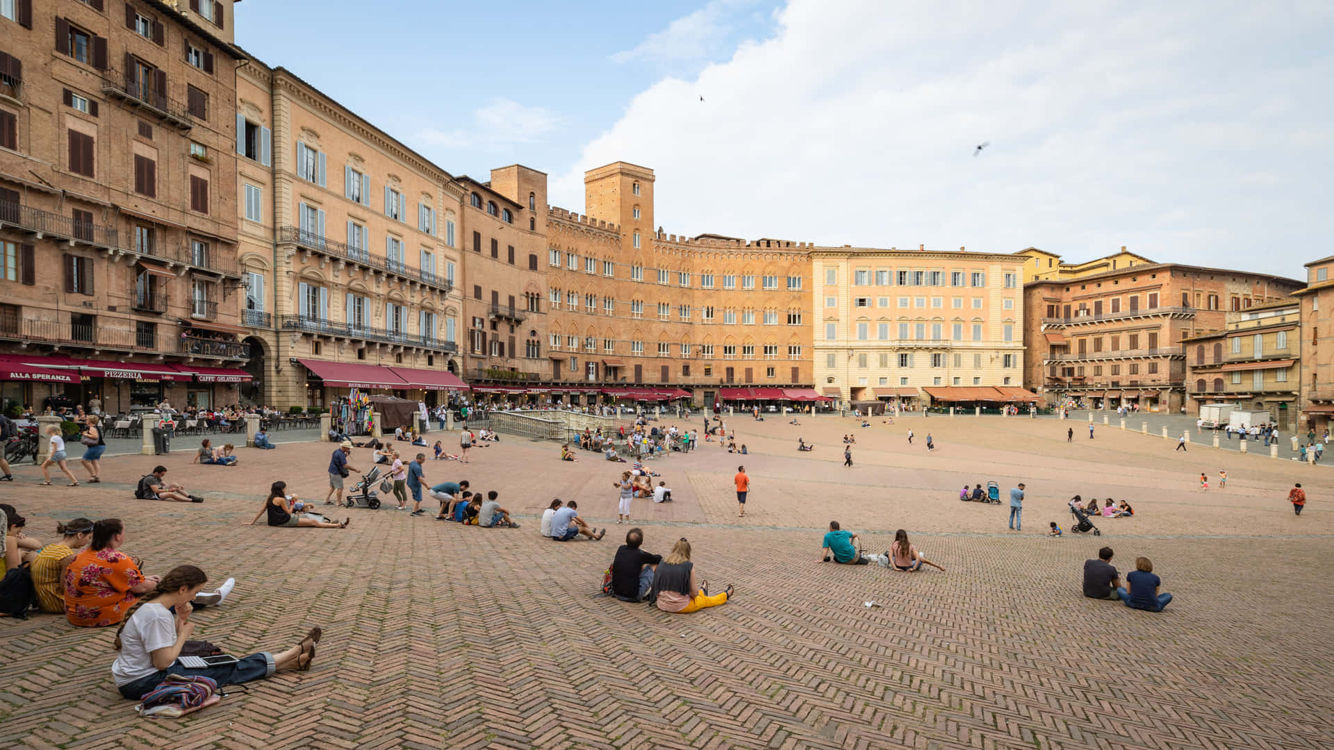 Piazza Del Campo Background