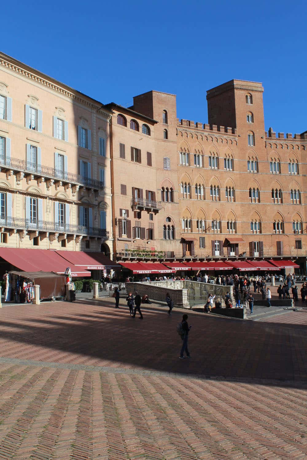 Piazza Del Campo Background