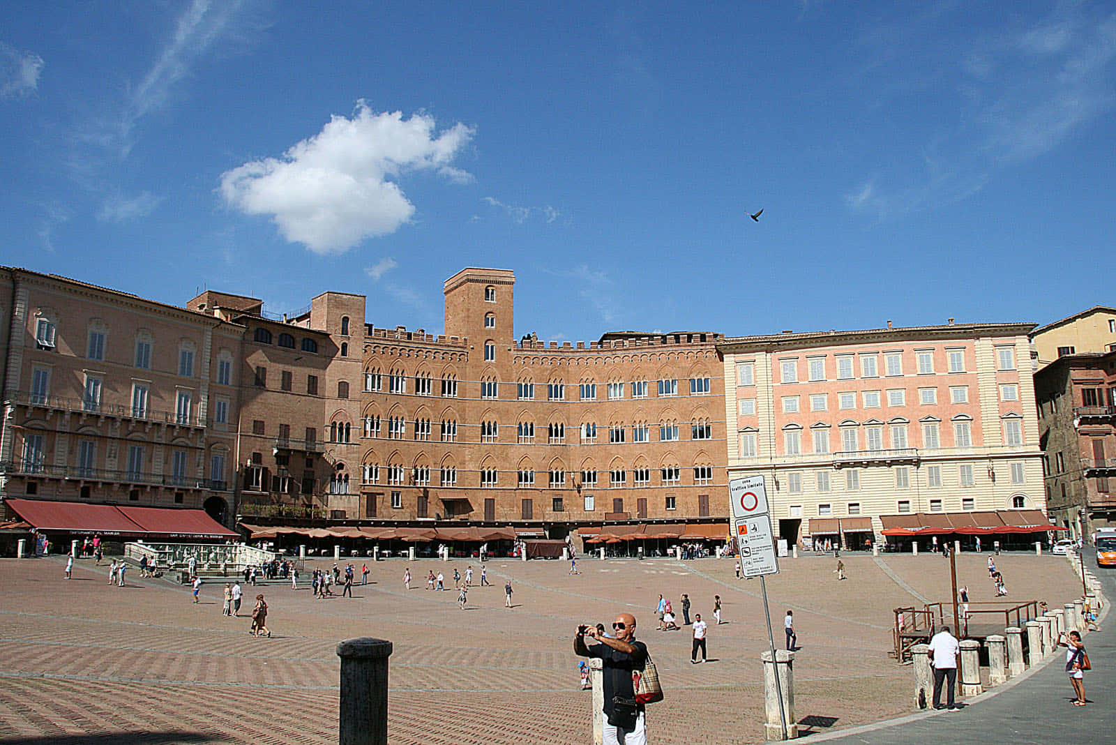 Piazza Del Campo Background