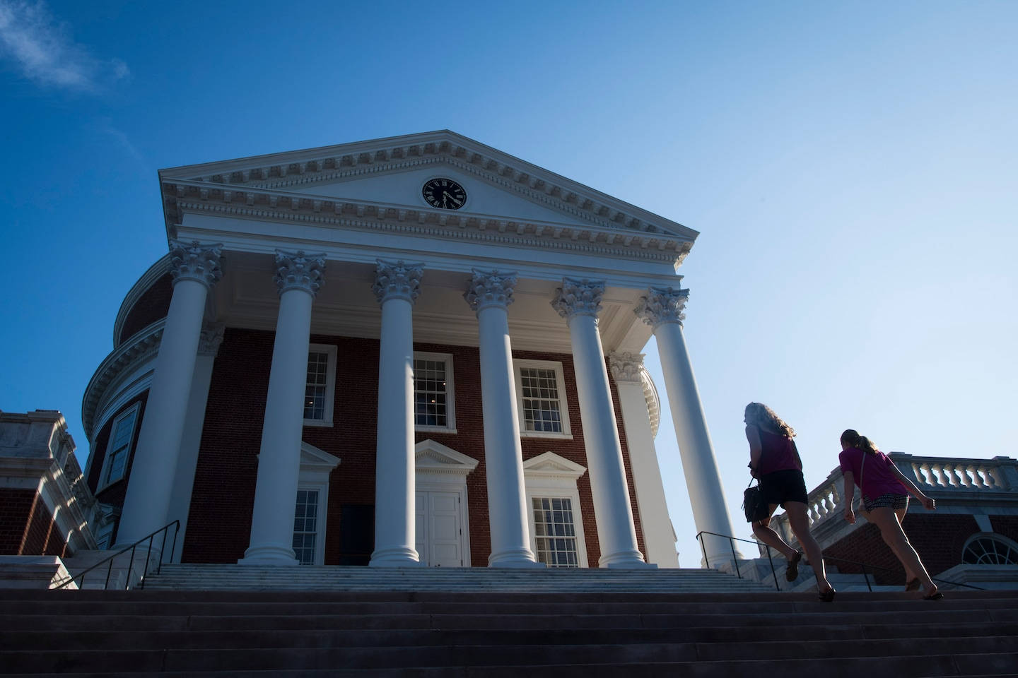 Picturesque Rotunda University Of Virginia Background